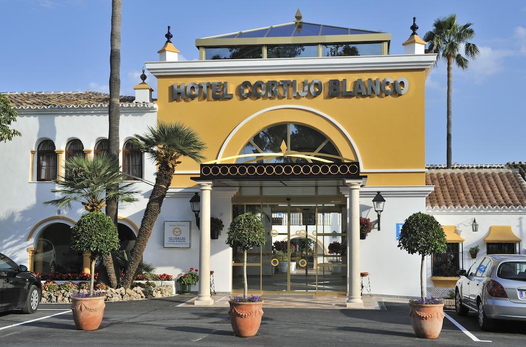 Отель Globales Cortijo Blanco Марбелья Экстерьер фото